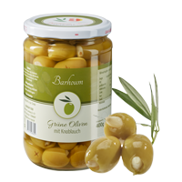 Grüne Oliven mit Knoblauch